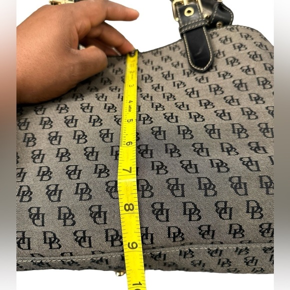 Dooney & Bourke Canvas bag with Leather Handle and Trim - Picture 9 of 16